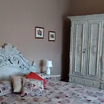 Casa Di Osio Bed & Breakfast 3*