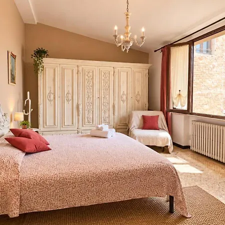 Casa Di Osio 3* Siena